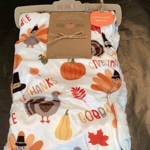 Let’s talk turkey with this beautiful turkey blanket.